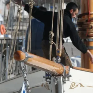 Bout-dehors pour voilier